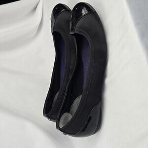 Dana Buchman Black Ballerina Flats Womens SIze 8 Perfect for Everyday Wear